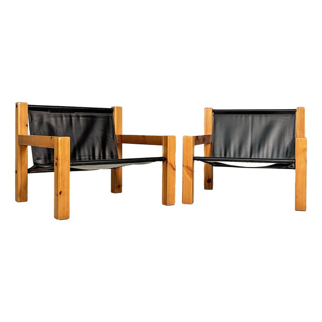 Italian Modern Leather and Wooden Lounge Chairs by Silvano Passi, 1970s, Set of 2 For Sale