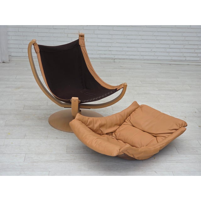 1970s Scandinavian Swivel Armchair in Leather and Bentwood, 1980s For Sale - Image 5 of 18