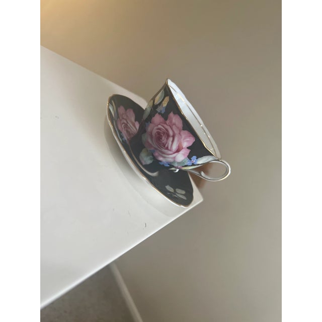 1920s Vintage Paragon England Cabbage Roses Black Teacup & Saucer Set For Sale - Image 5 of 13