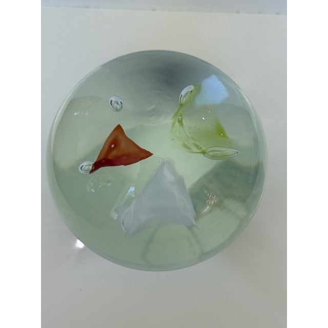 Alexander Calder Post-Modern Art Glass Paperweight / Sculpture by Svoboda Karlov For Sale - Image 4 of 6
