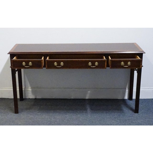 Late 20th Century Pennsylvania House Banded Mahogany Traditional Chippendale Style 54" Accent Console Sofa Table 13-1509 For Sale - Image 5 of 12