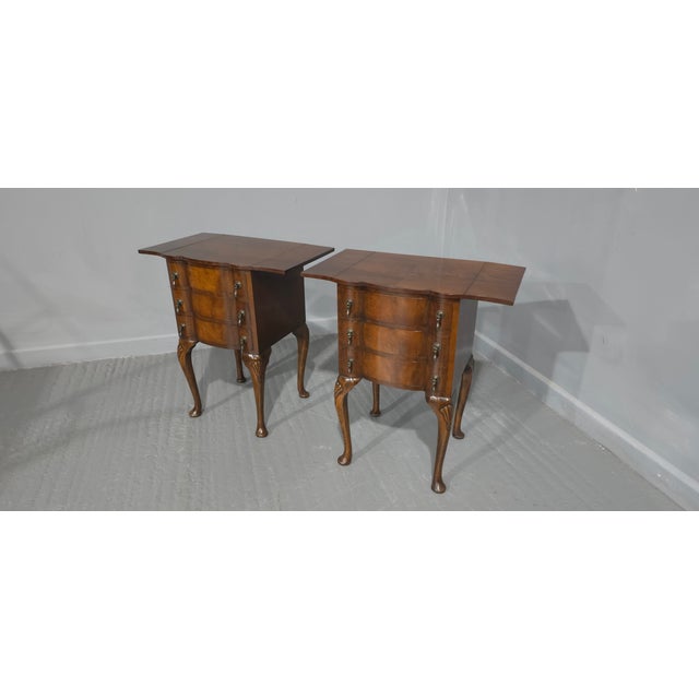 1920s Burr Walnut Bedside Tables, 1920s, Set of 2 For Sale - Image 5 of 8