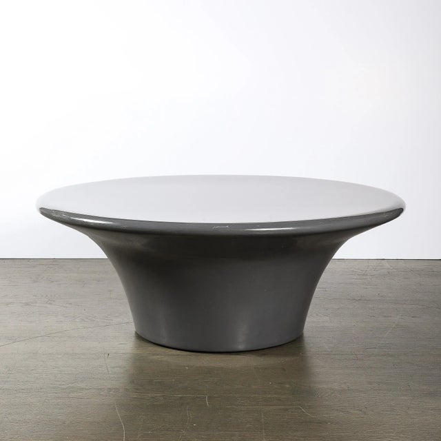 Modernist Grey Lacquer Curvilinear Sculptural Cocktail Table For Sale - Image 4 of 12