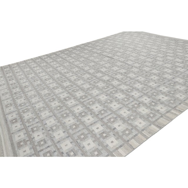 2010s Rug & Kilim’s Oversized Scandinavian Style Rug in Gray With Geometric Patterns For Sale - Image 5 of 8