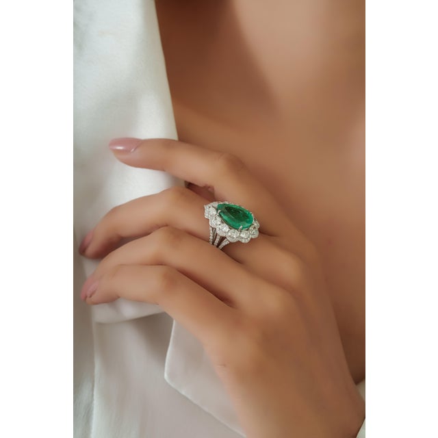Metal Chic 5.03ct Emerald and 1.99ct Diamond Pear Cocktail Ring in 18k White Gold Size 6 For Sale - Image 7 of 18