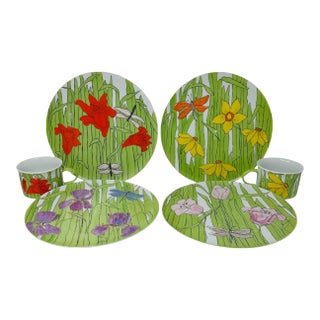 Vintage 70s Franci Villa Vanilla Palm Beach Dinnerware Set | 4 Dinner Plates & 2 Mugs | MCM Floral Ceramic Taste Setter Collection for Amm For Sale