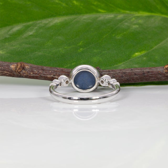 Blue 2.6Ct Star Sapphire Cabochon Ring With Natural Diamond Accents: Solid 14k Gold, Size 6.75 For Sale - Image 8 of 9