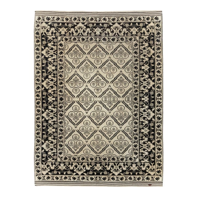 Galerie Shabab Collection Mid-20th Century Turkish Anatolian Accent Rug For Sale