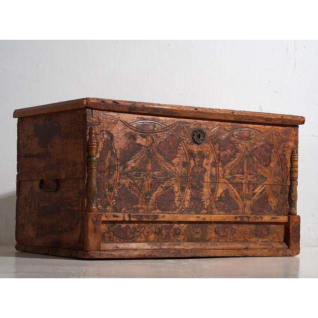 Antique Brown Trunk with Floral Motifs, 1920s For Sale - Image 6 of 18