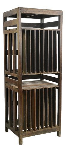Filing Cabinet in Wood