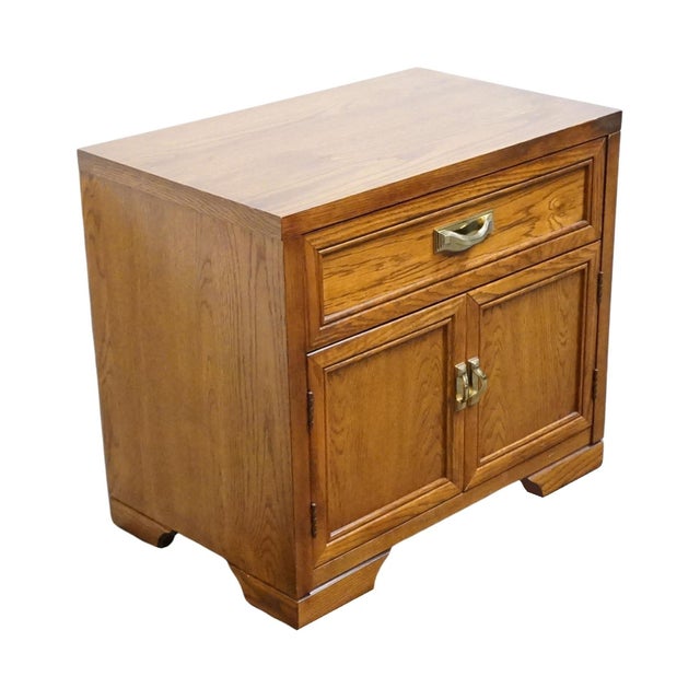 Thomasville Thomasville Furniture Kallista Collection Contemporary Transitional 27" Cabinet Nightstand 25812 For Sale - Image 4 of 14