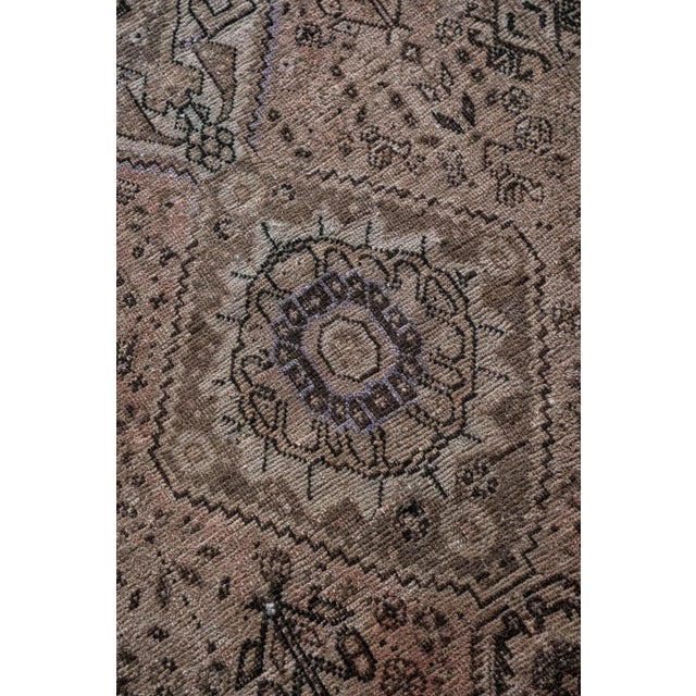 1940s District Loom Vintage Shiraz Area Rug For Sale - Image 5 of 12