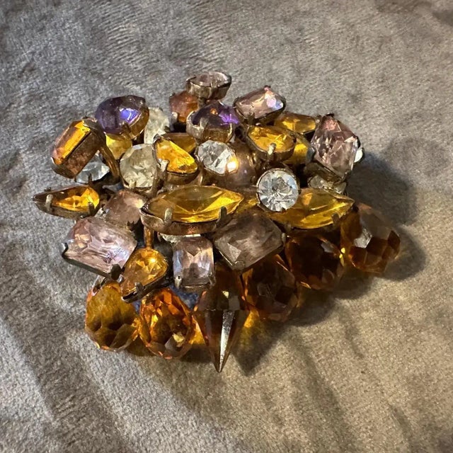 1950s Art Deco Style Vintage Costume Jewelry Italian Brooch For Sale - Image 4 of 9