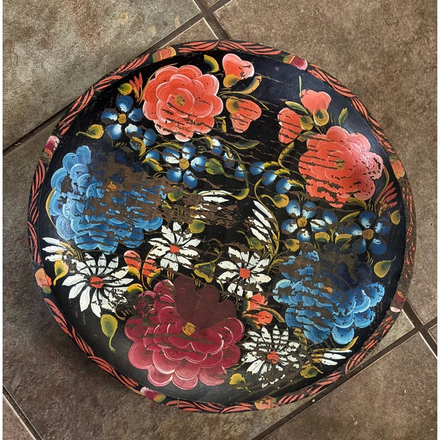 Mexican Vintage Hand-Painted Mexican Batea Bowl – Michoacán Lacquerware Style For Sale - Image 3 of 6
