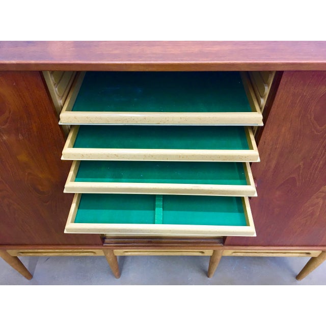 Danish Model 90 Teak Cabinet by Illum Wikkelso for Soren Willadsen, 1950s For Sale - Image 12 of 18