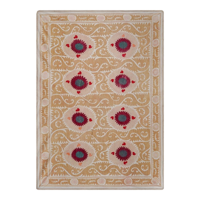 Beige Uzbek Suzani Rug – Red Teal Floral Embroidery – Boho Handmade Textile 7'5'' X 10'3'' For Sale