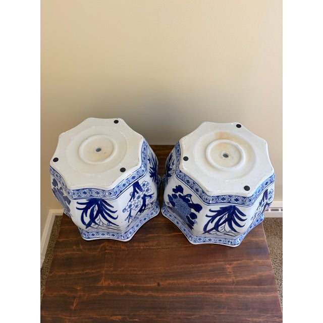 Chinoiserie Large Blue and White Porcelain Planters, Pair For Sale In South Bend - Image 6 of 6