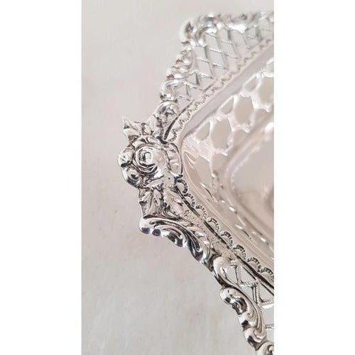 Victorian Sterling Silver Trinket Dish from William Comyns & Sons, London, 1899 For Sale - Image 17 of 18