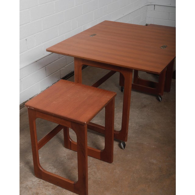 Mid-Century Modern Vintage Teak Triform Nesting Tables by McIntosh Set of 3 For Sale - Image 3 of 9