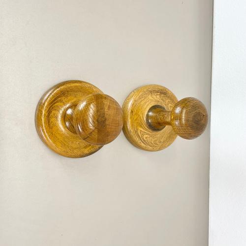 Hook Coat Rack in the style of Charlotte Perriand, 1970s, Set of 2 For Sale - Image 3 of 18