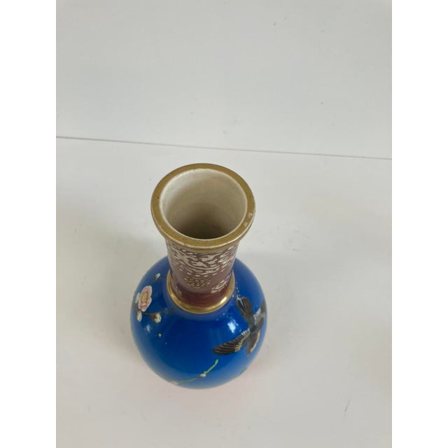 Cerulean Antique Japanese Satsuma-Style Vase With Floral & Gilt Detailing – Late 19th to Early 20th Century For Sale - Image 8 of 8