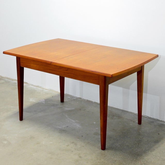 Dimensions: 52 1/2” L x 33” D x 28 7/8” H Origin: United Kingdom Designer: Unknown Manufacturer: Unknown Year: ca. 1960s...