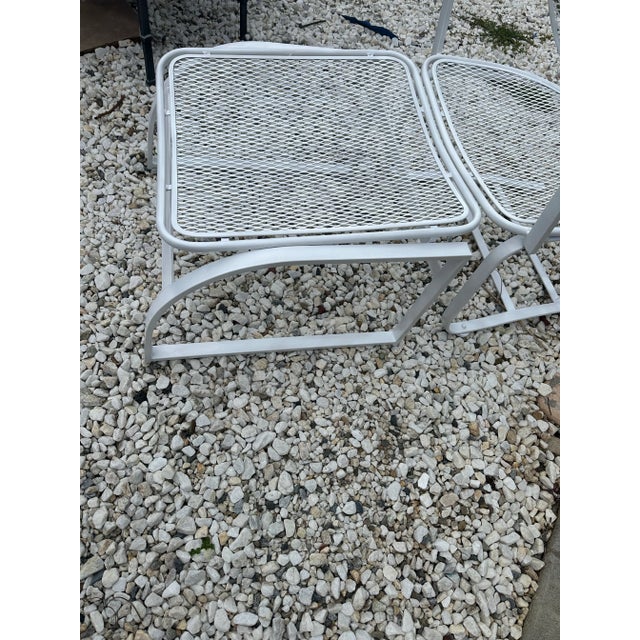 Russell Woodard 1950s Circular Radar Saucer Rocking Chair & Ottoman, Woodard Makers Mark For Sale - Image 4 of 8