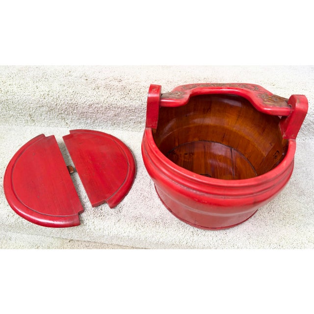 Wood Antique Chinese Qing Era Lacquered Wood Wedding / Water Basket Box For Sale - Image 7 of 12