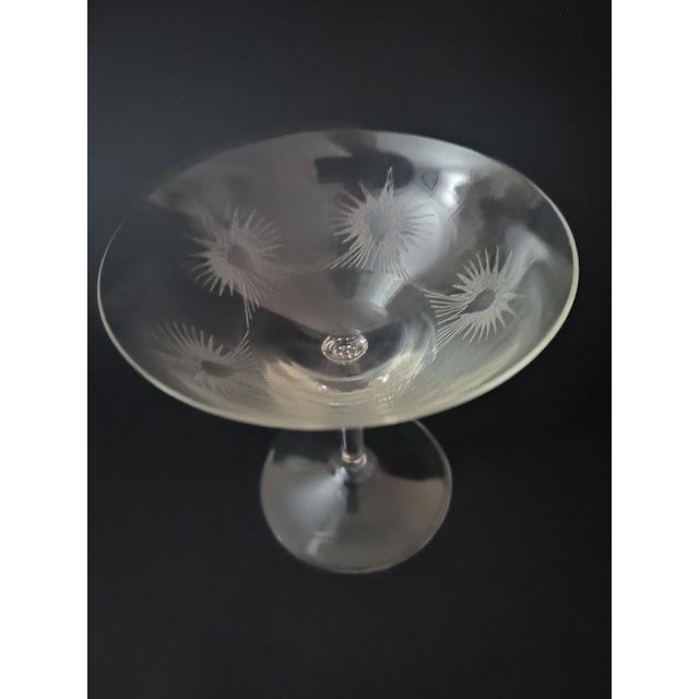 Art Deco Champagne Glasses in Engraved Crystal, 1930s, Set of 6 For Sale - Image 3 of 5