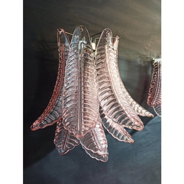 Mid-Century Modern Pair of Murano Six-Tier Felci Wall Sconce – 10 Pink Glasses For Sale - Image 3 of 11