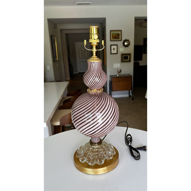 Mid-Century Modern Mid Century Aventurine Filigrana Dino Martens Murano Table Lamp For Sale - Image 3 of 17