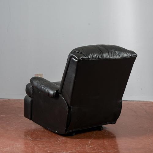 Reclining Black Leather Armchair For Sale - Image 9 of 18