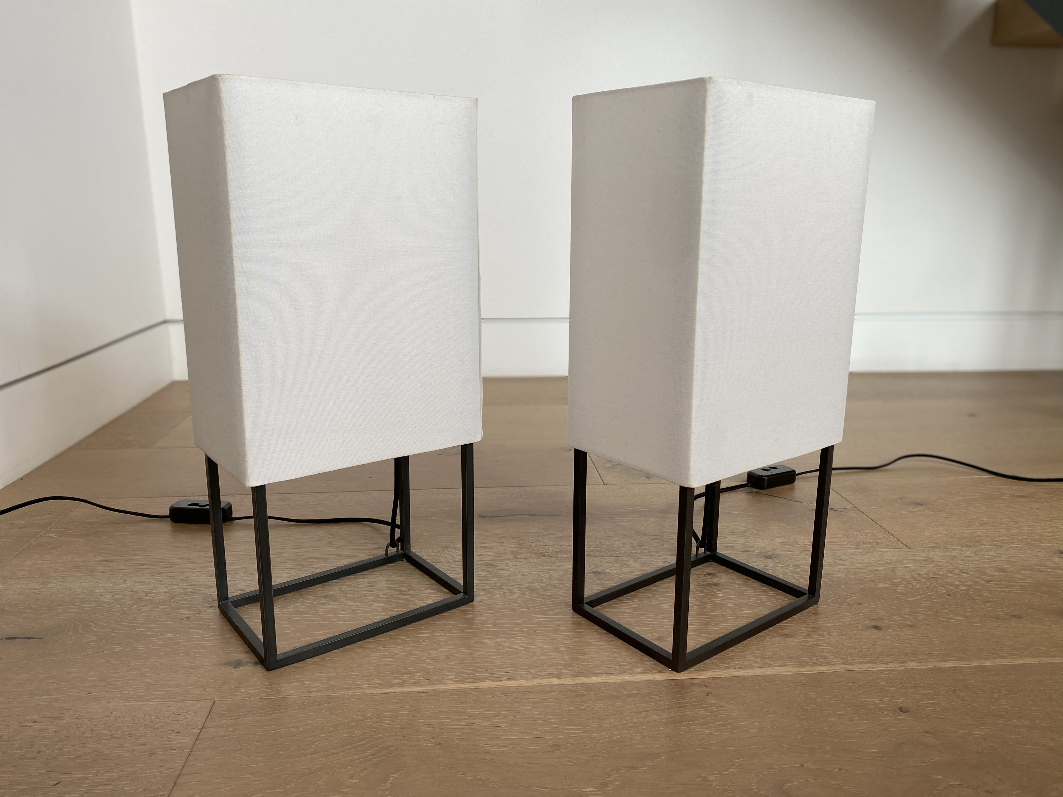 room and board table lamps