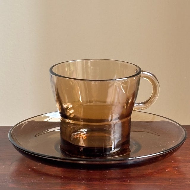 Mid-Century Modern 1970s French Mid-Century Modern Glass Coffee Cups — Set of 6 For Sale - Image 3 of 10