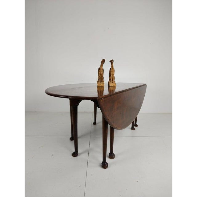 Antique English Victorian Oval Drop-Leaf Dining Table For Sale - Image 3 of 15