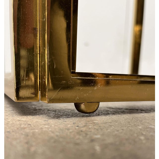 Hollywood Regency French Brass and Glass Cube Side Tables from Maison Charles, 1970s, Set of 2 For Sale - Image 16 of 18