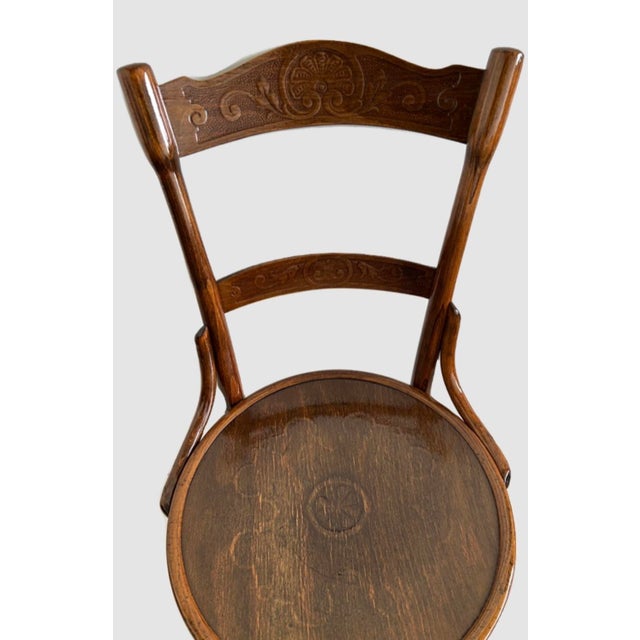 Wood Nr. 96 Chair with Relief from Thonet, 1902 For Sale - Image 7 of 9