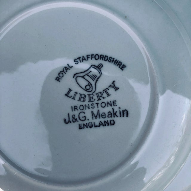 1960s Vintage Royal Staffordshire Liberty J&g Meakin England Ironstone Teacups & Saucers S/5 For Sale - Image 5 of 6