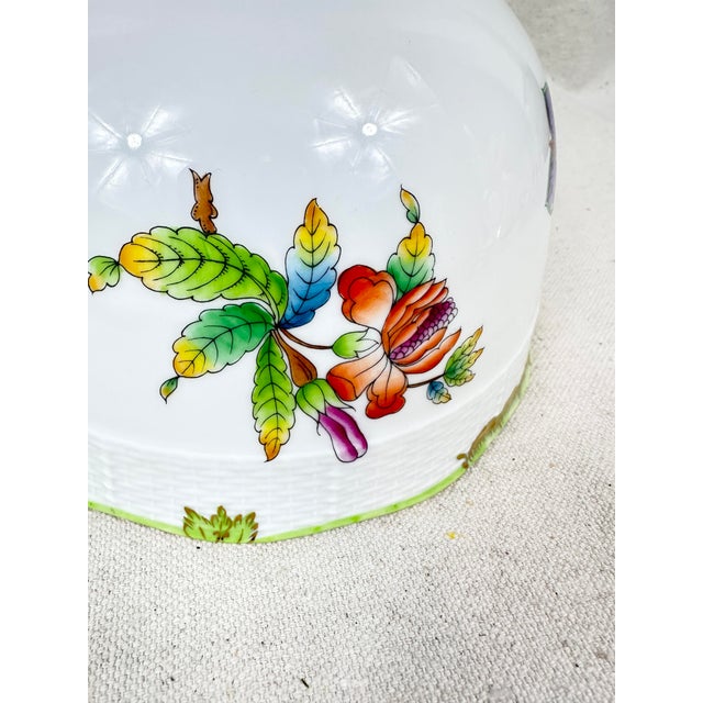 Green Vintage Hand-Painted Herend Hungary Queen Victoria Porcelain Bowl For Sale - Image 8 of 12