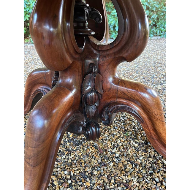 William IV Tilt-Top Oval Serpentine Dining Table in Rosewood, 1830 For Sale - Image 16 of 18