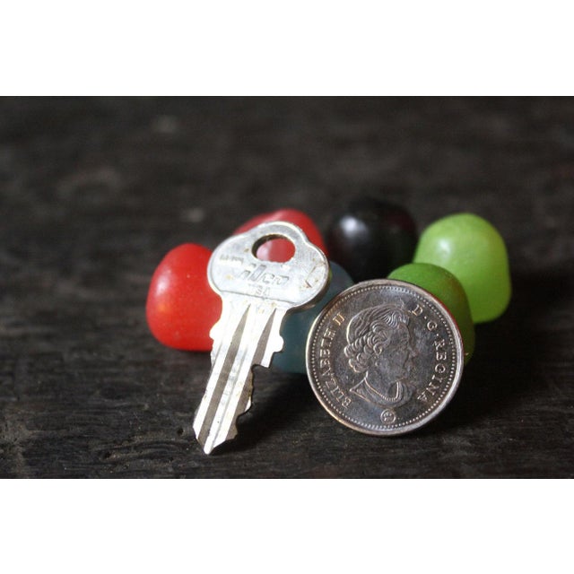 This Northwestern 49 vending machine is an exceptional collectible, made of metal with period-correct glass. It is fully...