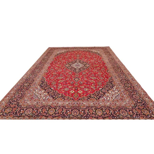 Kashan Rug in Hand-Knotted Wool For Sale - Image 4 of 11
