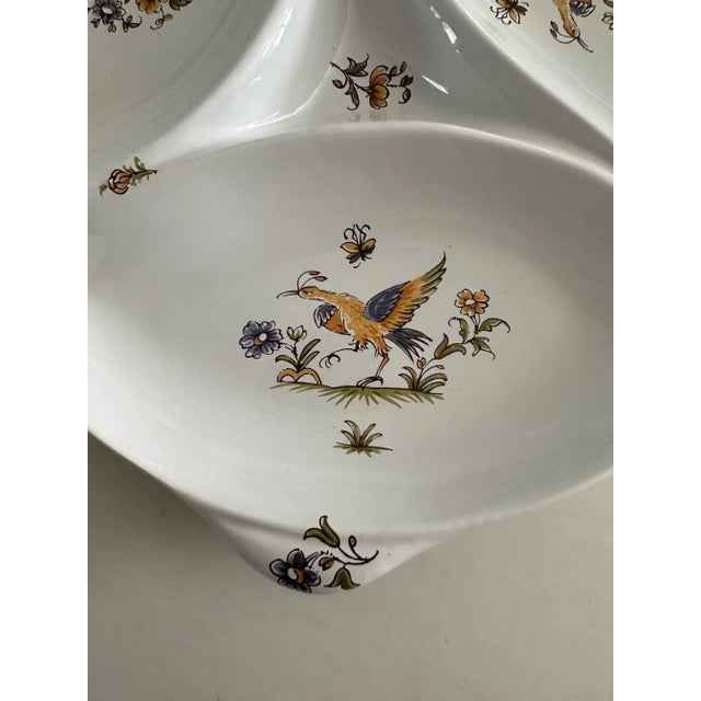 French 1990s French Faience Moistures Divided Plate For Sale - Image 3 of 5