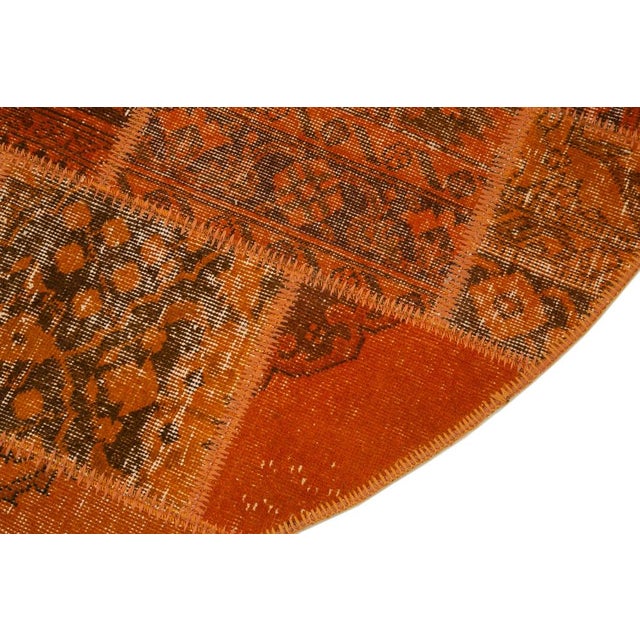Vintage Hand-Knotted Round Rug For Sale - Image 3 of 6