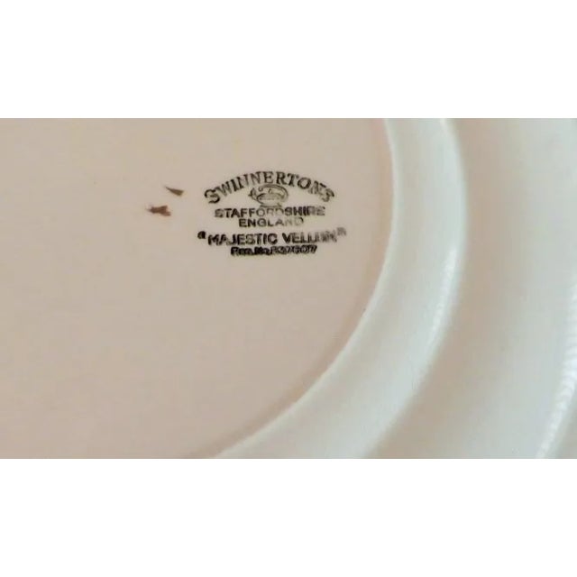 1940s 1940s Swinnertons Staffordshire London Docks 1830 Green Rim Majestic Vellum Dinner Display Plate For Sale - Image 5 of 6