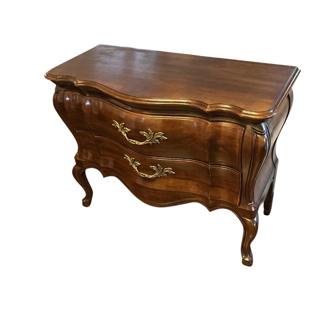 John Widdicomb Mid 20th Century John Widdicomb Louis XV Style Bombe Commode – French Provincial Curved Chest of Drawers With Cabriole Legs & Brass Hardware For Sale - Image 4 of 16