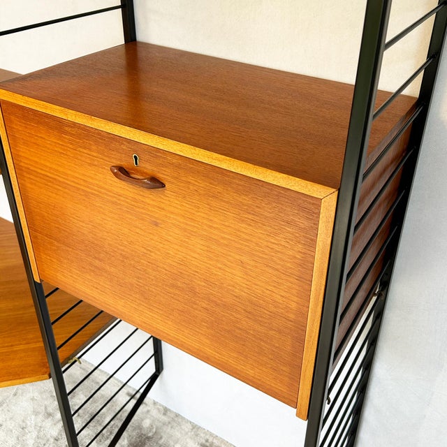 Wood Ladderax Modular Corner Unit by Robert Heal for Staples, 1960s For Sale - Image 7 of 11