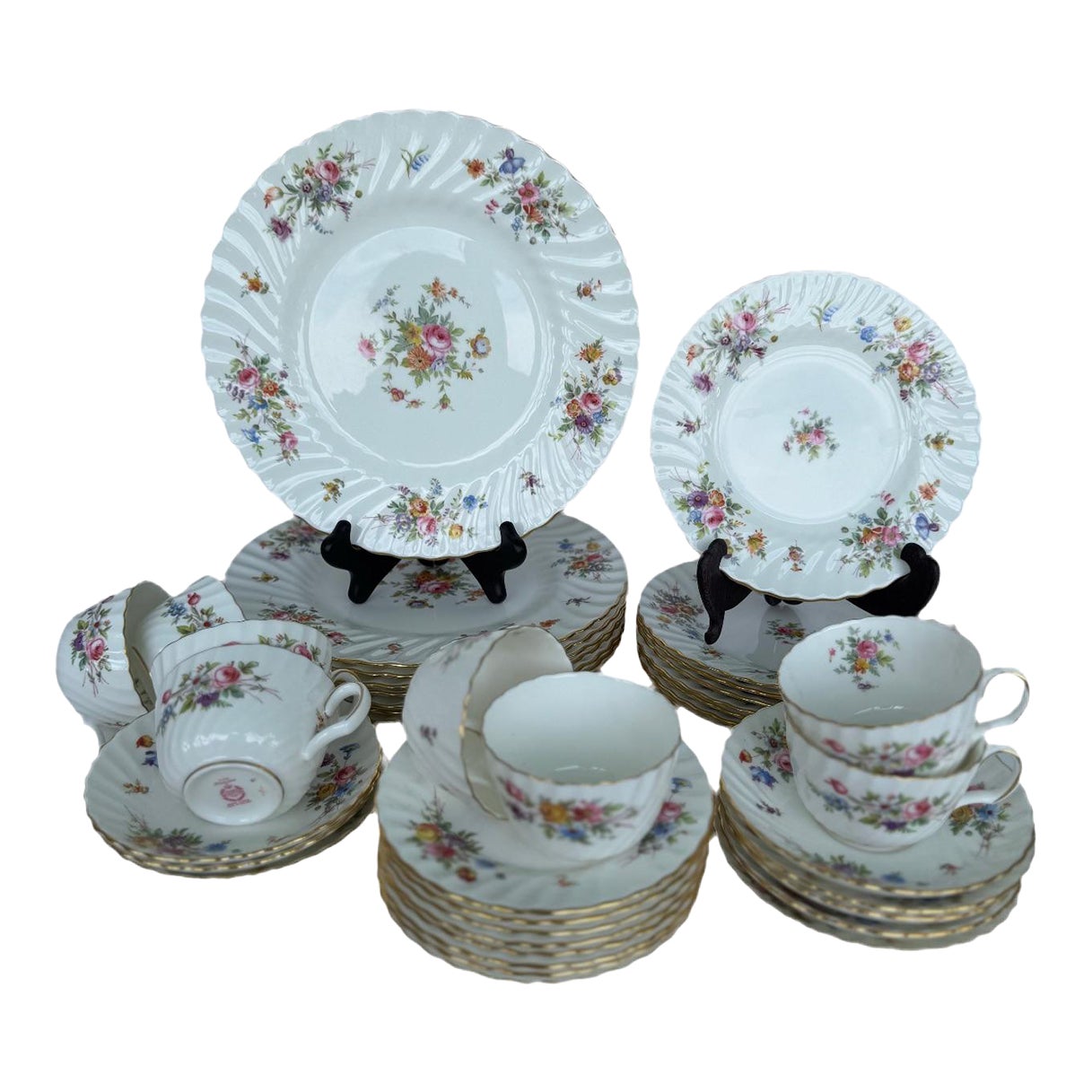 1990s Minton “Marlow” Fine Bone China 40-Piece Dinnerware Set
