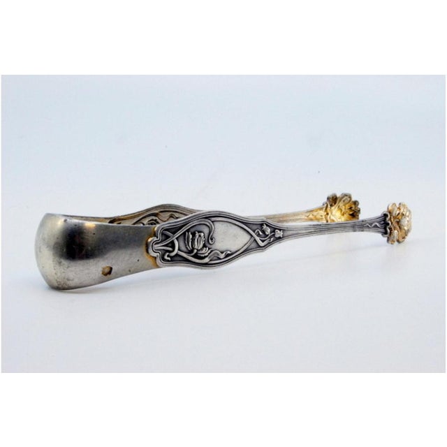 Silver Silver Sugar Tongs in Claw Shape with Embossed Floral Motifs For Sale - Image 8 of 10