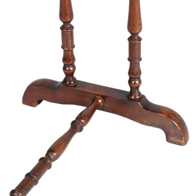 Small Antique Vanity Desk in Walnut, 1890 For Sale - Image 3 of 12